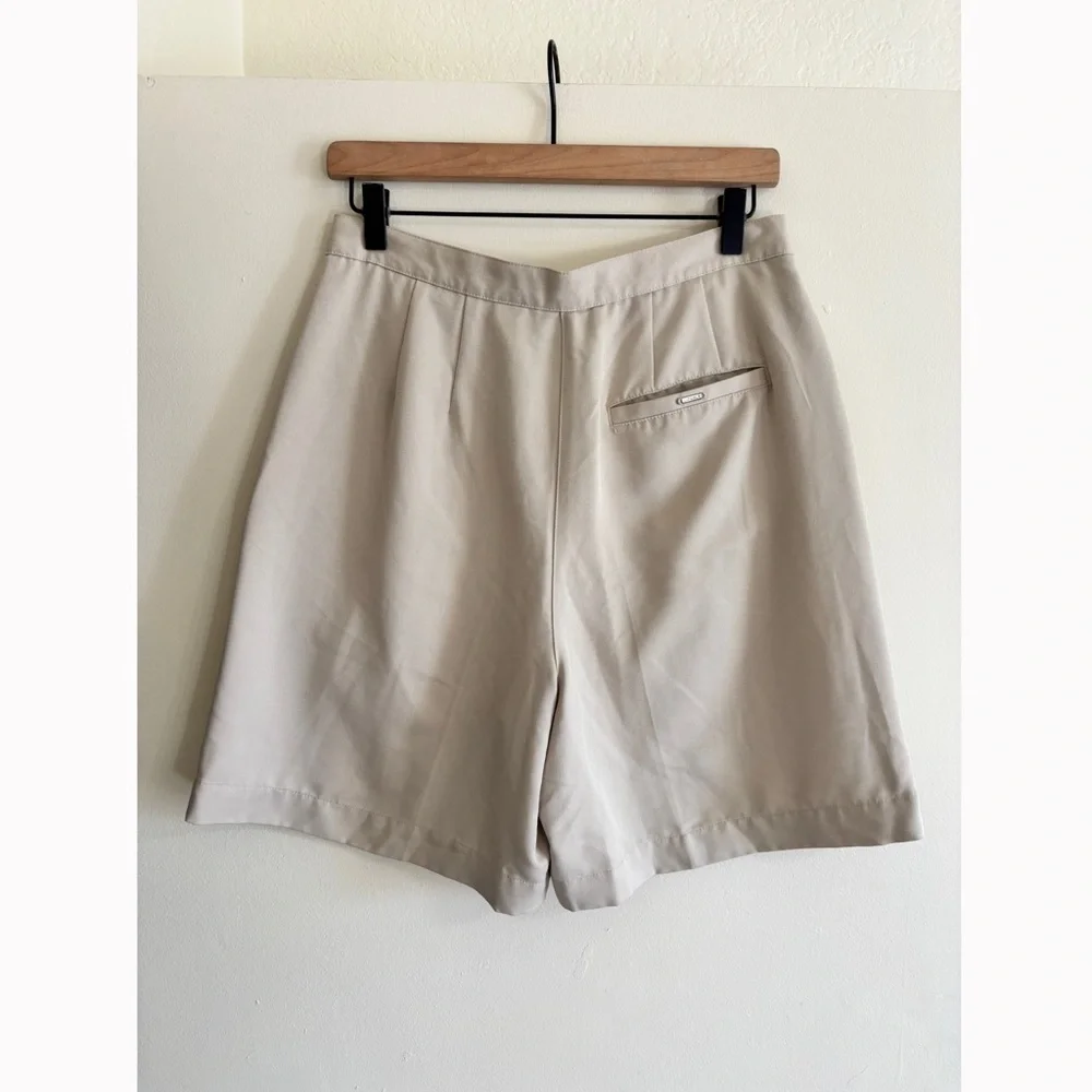 Liz Golf High Waisted Chino Shorts Womens Size 10 Beige Lightweight Preppy Y2K